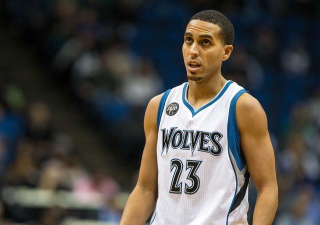 年仅18岁！库巴西已代表巴萨出场100次（18岁天才库巴西迎来为巴萨第100次出场）