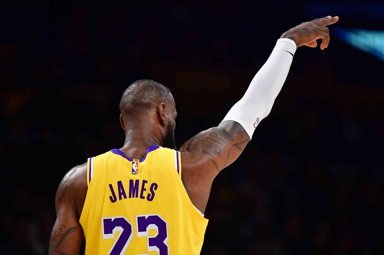 中规中矩！锡安16中8轰25分7板4助难阻失利（锡安16投8中砍25分7板4助仍难救主吞败）