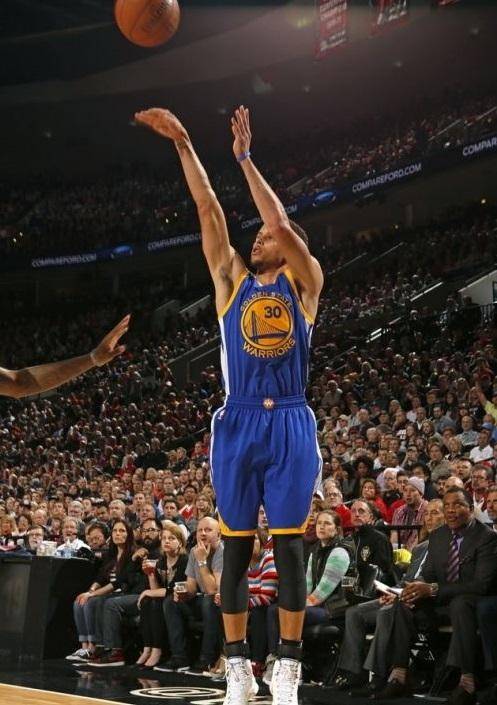 埃贝尔：卡尔无大碍；我们对格纳布里战阿森纳时复出保持乐观（埃贝尔：卡尔伤情无碍，乐观看好格纳布里战阿森纳复出）