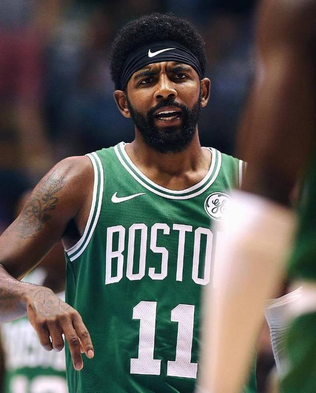 鹈鹕主帅：目标是最大化锡安价值，他很成熟地适应了替补安排（鹈鹕主帅：努力最大化锡安价值，他已成熟适应替补角色）