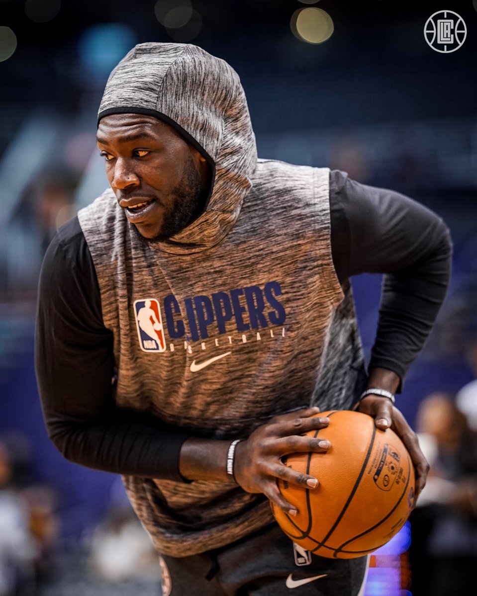 国安客战河内：3外援PK6外援，塞鸟、吴少聪首发，法比奥出战（客战河内，国安3外援对决6外援：塞鸟、吴少聪先发，法比奥亮相）