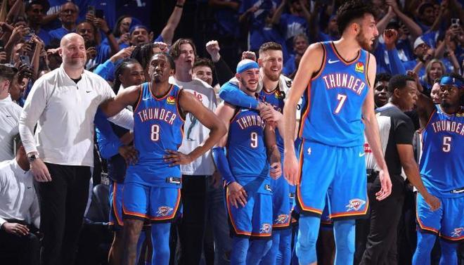 CBA球队战绩分析及焦点对决回顾（CBA战绩盘点与焦点之战回顾）