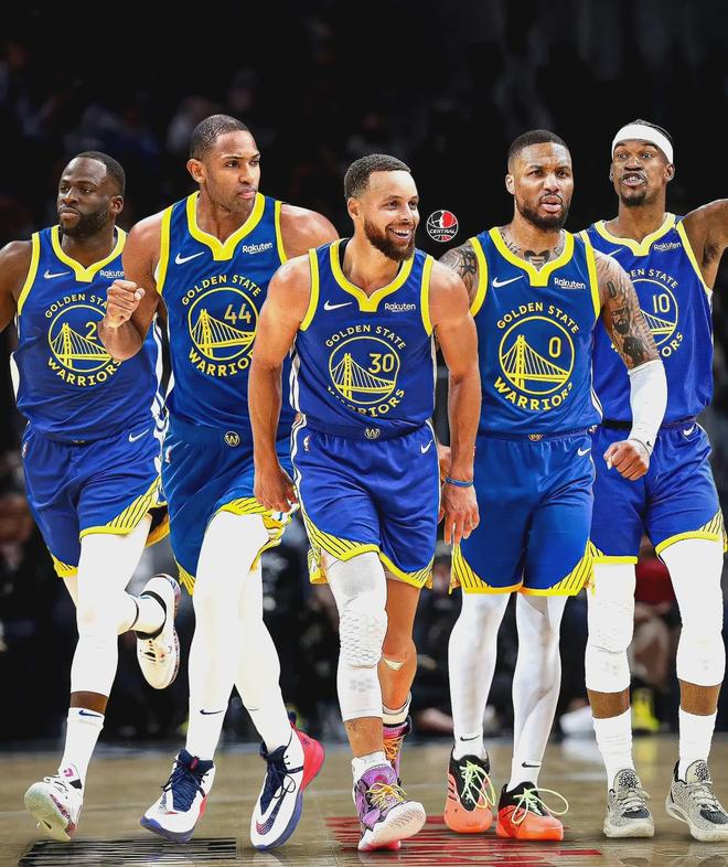 1-1！曼联又栽了：阿莫林打倒数第3连换4防守球员 5轮1胜跌至第8（1-1，曼联再度失分！对阵倒数第三阿莫林连换四名后防，近5轮仅1胜降至第8）