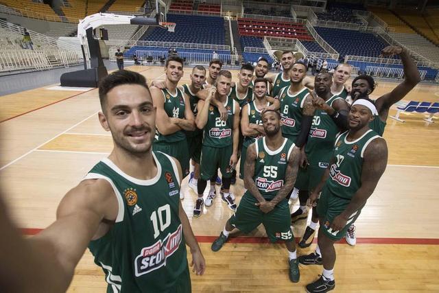 欧文突破防守造成杀伤球成功（欧文强突撕裂防线造犯规并完成得分）