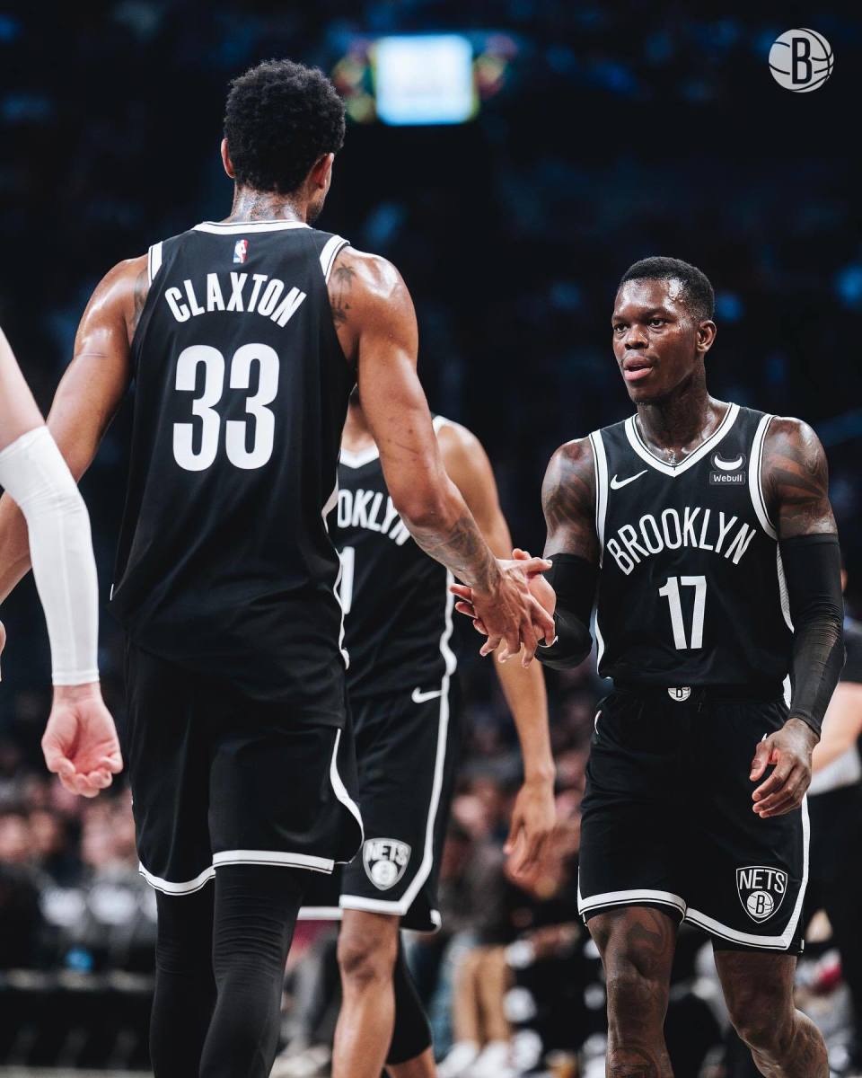 詹姆斯1v9的辉煌时刻：梦回骑士1.0时期（詹姆斯一挑九的高光时刻：仿佛回到骑士1.0时代）