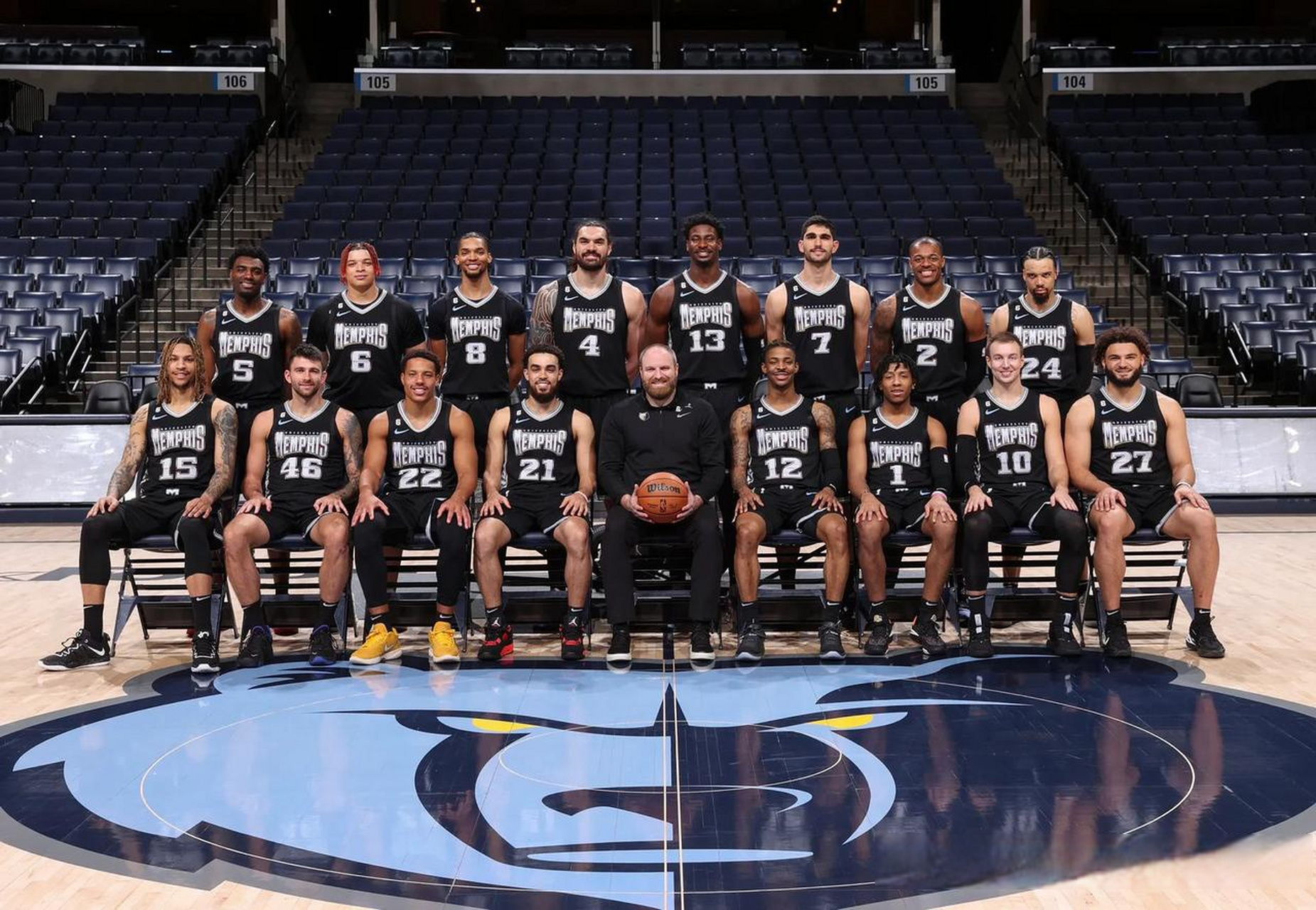 欧冠积分榜：阿森纳全胜领跑，巴黎、拜仁、国米、皇马均12分（欧冠榜单：阿森纳以全胜居首，巴黎、拜仁、国米、皇马同积12分）