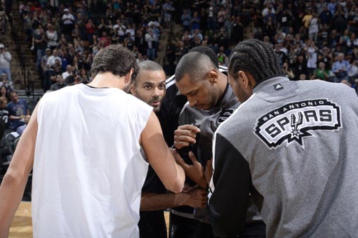 致敬若塔，利物浦旧将米尔纳新赛季改穿布莱顿20号球衣（为致敬若塔，米尔纳新赛季改穿布莱顿20号战袍）