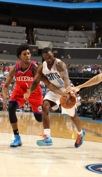 杰拉德：卡雷拉斯给了对手太大空间；吕迪格送点很愚蠢（杰拉德：卡雷拉斯防守空当过大；吕迪格送点行为实在愚蠢）