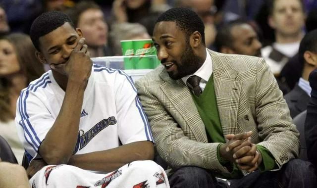 或将解散！中超某球队欠薪严重，准入资格堪忧，梅州客家或成最大受益者（准入告急！中超一队深陷欠薪危机恐解散，梅州客家或成最大赢家）